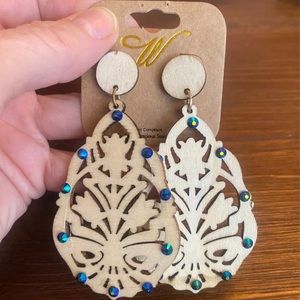 ⭐ 3/$18 ⭐ Bohemian Boho Wooden Wood Dangle Lightweight Earrings ~ NEW